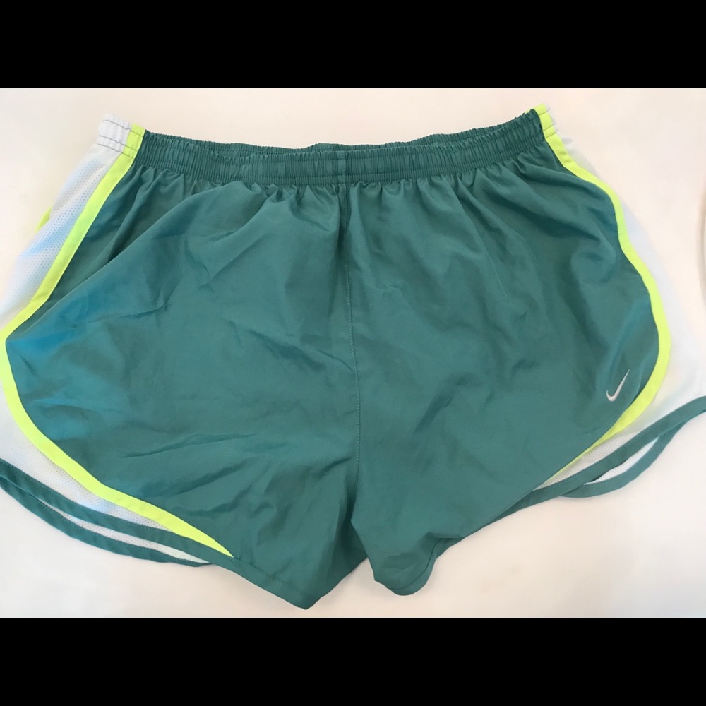 EUC XL Nike Tempo Running Shorts